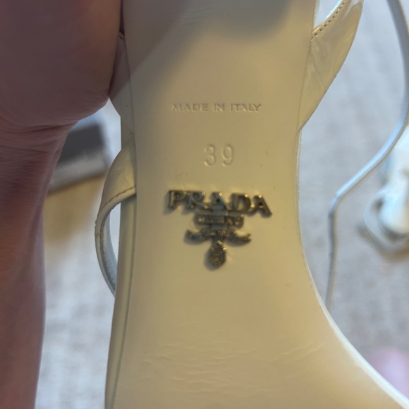 Prada patent leather sandal heels - Picture 5 of 7
